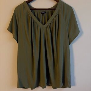 Torrid Olive Green V-Neck Blouse Size 2 Plus Size Flowy Top